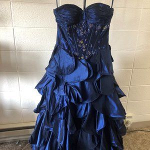 Bella Formals by Venus Quinceañera / Prom Ballgown